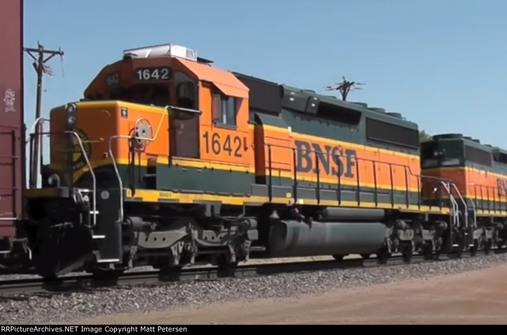 BNSF 1642